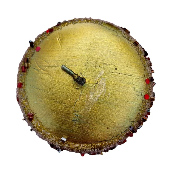 Embellished glitter and beaded decorative pillar candle - Picture 6 of 7